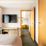 מלון Metropol 4*