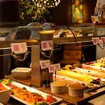Metropol Hotel 4*