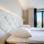 Metropol Hotel